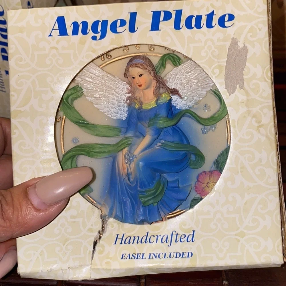 Vintage Handcrafted angle plates set of 4 in box